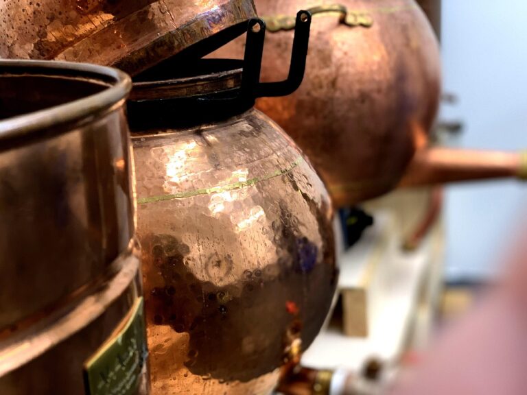 Warum der deutsche Craft Gin die Lieblingsspirituose für Genießer ist Warum der deutsche Craft Gin die Lieblingsspirituose für Genießer ist