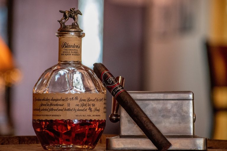 Warum Bourbon Whisky dein neuer Lieblingsdrink ist – Ein echter Gen… Warum Bourbon Whisky dein neuer Lieblingsdrink ist – Ein echter Gen...